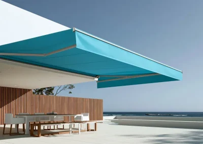 Piscinas - Aplicação de toldos articulados | Aplicação de manutenção de toldos